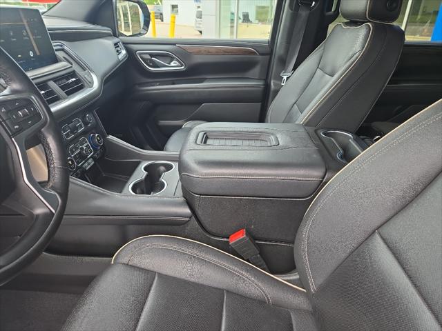 2023 Chevrolet Suburban 4WD Premier
