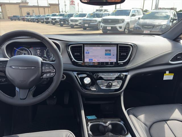 2027 Chrysler Pacifica Limited