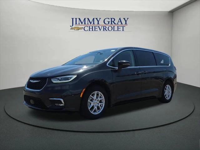 2023 Chrysler Pacifica Touring L for sale in Southaven, MS