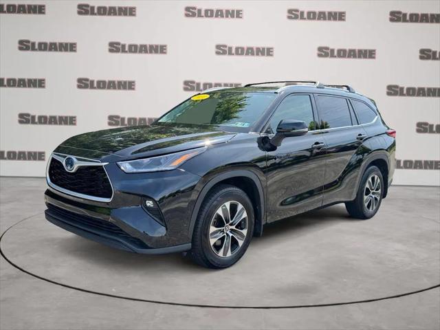 2021 Toyota Highlander Hybrid XLE for sale in Malvern, PA