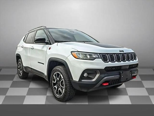 2025 Jeep Compass Trailhawk 4x4 for sale in Springfield, MO