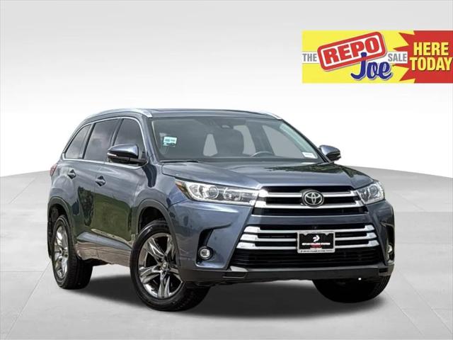 2019 Toyota Highlander Limited Platinum for sale in Bryan, TX
