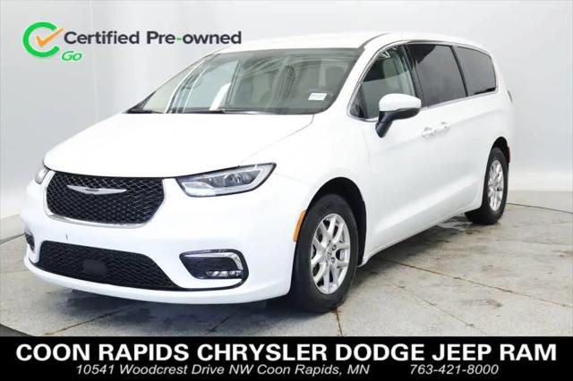 2023 Chrysler Pacifica Touring L for sale in Coon Rapids, MN