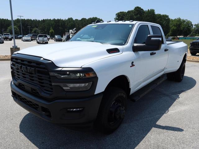 2026 RAM Ram 3500 RAM 3500 TRADESMAN CREW CAB 4X4 8 BOX 2026 RAM Ram 3500 RAM 3500 TRADESMAN CREW CAB 4X4 8 BOX