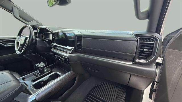 2023 Chevrolet Silverado 1500 4WD Crew Cab Short Bed LTZ