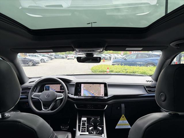 2026 Volkswagen Atlas Cross Sport SEL Premium R-Line