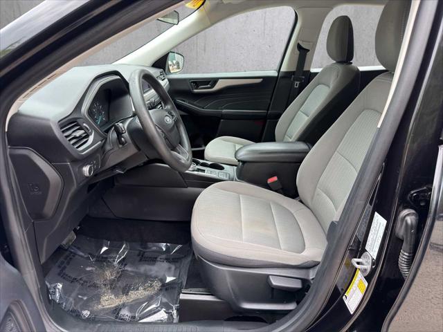 2022 Ford Escape S