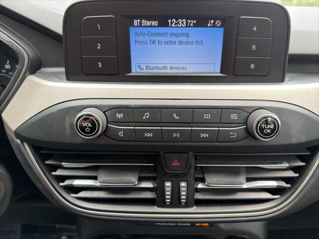 2022 Ford Escape S
