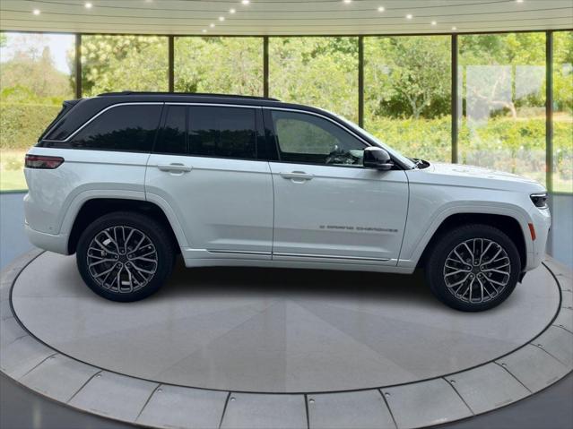 2026 Jeep Grand Cherokee GRAND CHEROKEE SUMMIT 4X4 2026 Jeep Grand Cherokee GRAND CHEROKEE SUMMIT 4X4