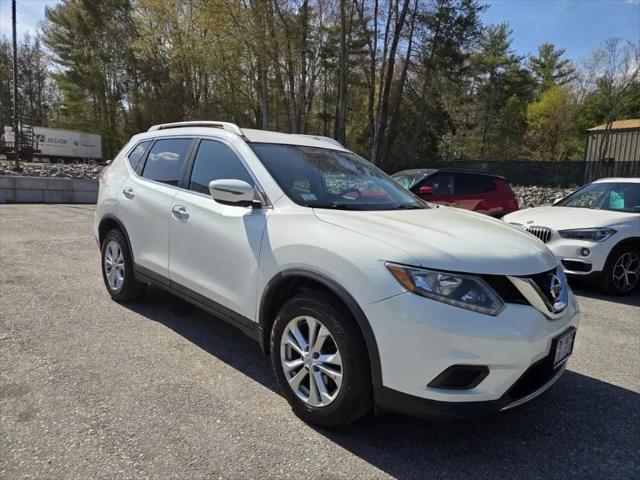 2016 Nissan Rogue SV for sale in Charlton, MA