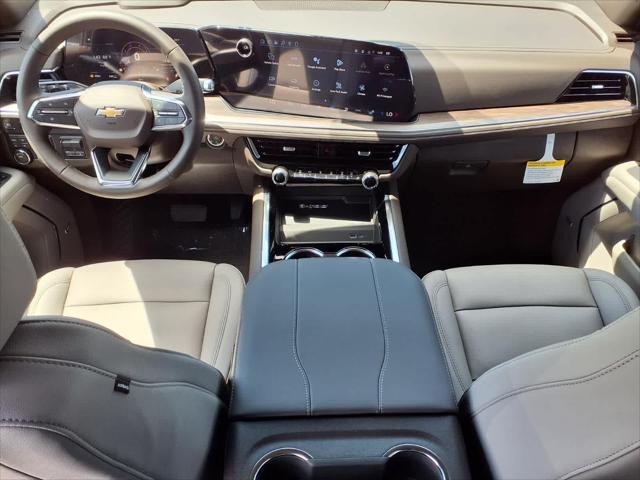 2026 Chevrolet Suburban LT, 4WD
