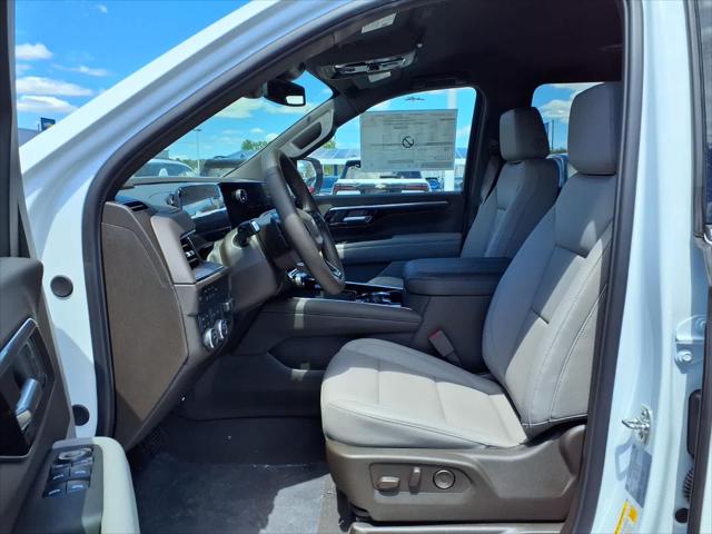 2026 Chevrolet Suburban LT, 4WD
