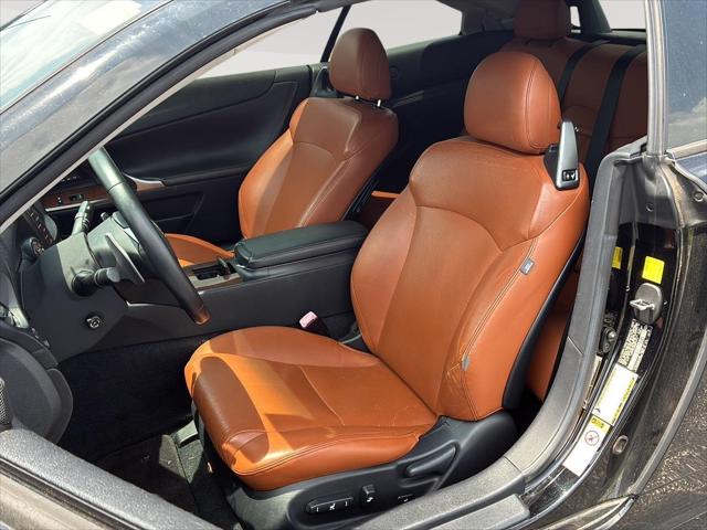 2011 Lexus IS 250C Base