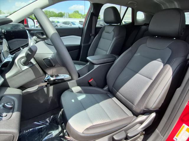 2026 Chevrolet Trax FWD LT