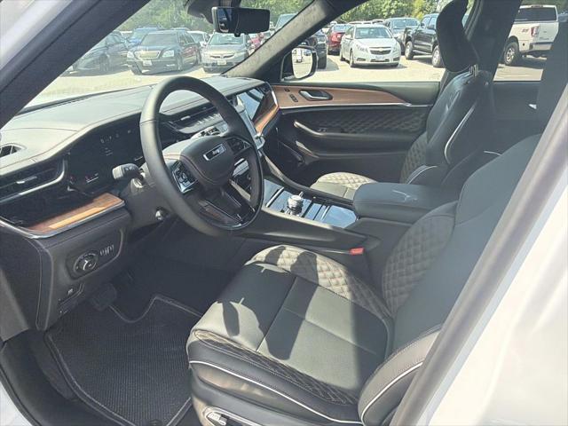 2026 Jeep Grand Cherokee GRAND CHEROKEE SUMMIT 4X4