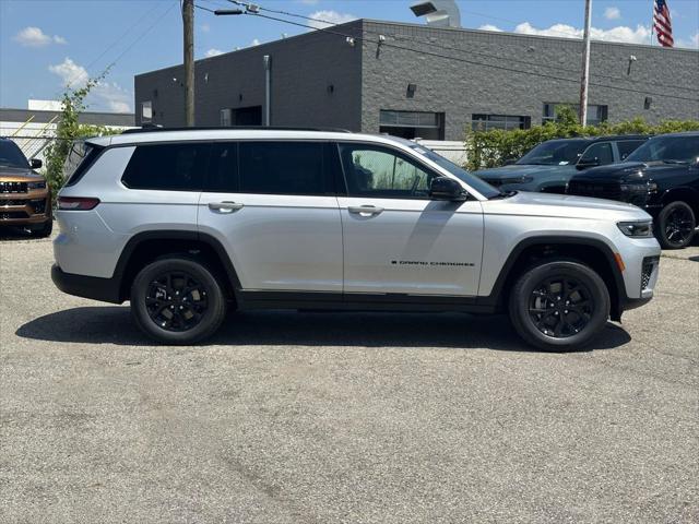 2026 Jeep Grand Cherokee L GRAND CHEROKEE L LAREDO ALTITUDE 4X4 2026 Jeep Grand Cherokee L GRAND CHEROKEE L LAREDO ALTITUDE 4X4