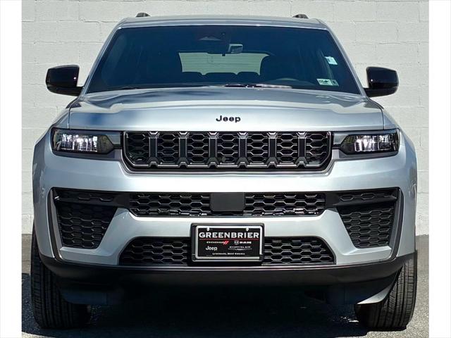 2026 Jeep Grand Cherokee GRAND CHEROKEE L LAREDO ALTITUDE 4X4