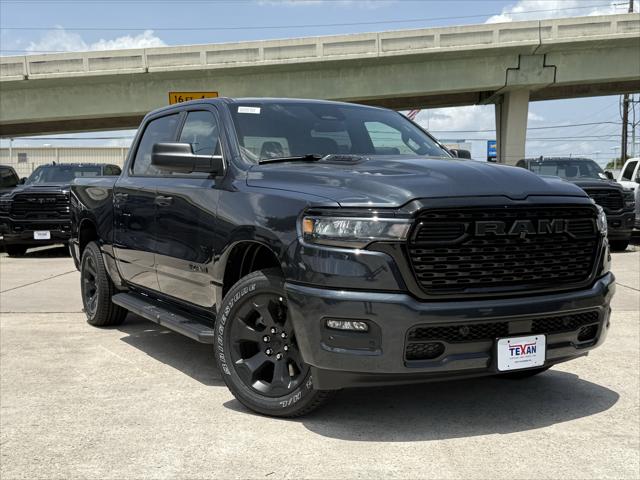 2026 RAM 1500 RAM 1500 EXPRESS CREW CAB 4X4 57 BOX
