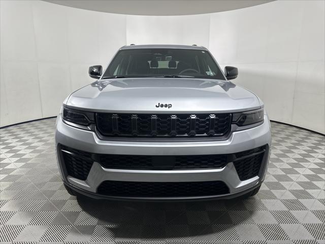 2026 Jeep Grand Cherokee GRAND CHEROKEE L LAREDO ALTITUDE 4X4