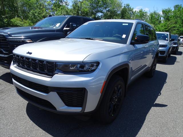 2026 Jeep Grand Cherokee L GRAND CHEROKEE L LAREDO ALTITUDE 4X4