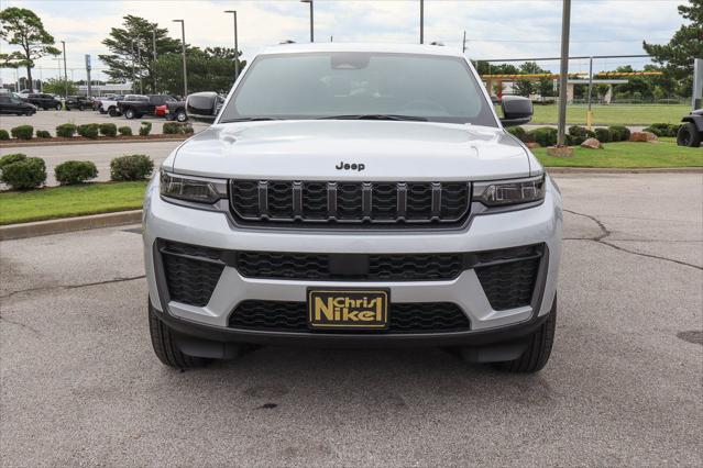 2026 Jeep Grand Cherokee L GRAND CHEROKEE L LAREDO ALTITUDE 4X4 2026 Jeep Grand Cherokee L GRAND CHEROKEE L LAREDO ALTITUDE 4X4