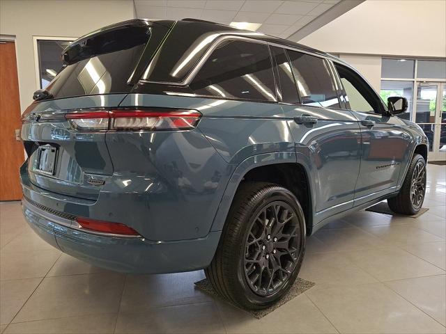 2026 Jeep Grand Cherokee GRAND CHEROKEE SUMMIT 4X4 2026 Jeep Grand Cherokee GRAND CHEROKEE SUMMIT 4X4