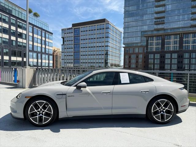 2025 Porsche Taycan Taycan
