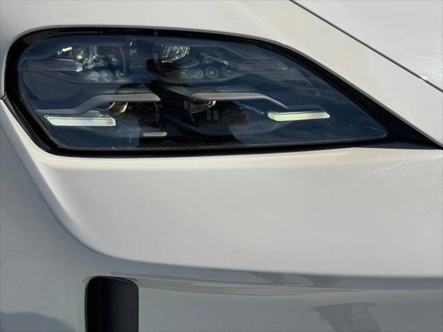 2025 Porsche Taycan Taycan