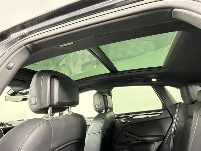 2020 Porsche Macan Macan