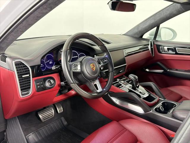 2023 Porsche Cayenne Turbo