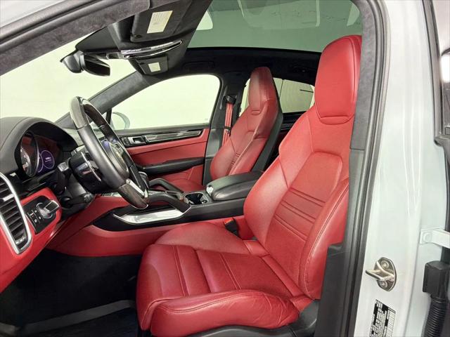2023 Porsche Cayenne Turbo