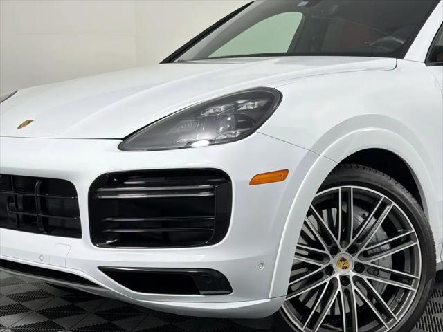 2023 Porsche Cayenne Turbo