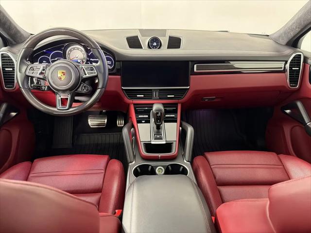 2023 Porsche Cayenne Turbo