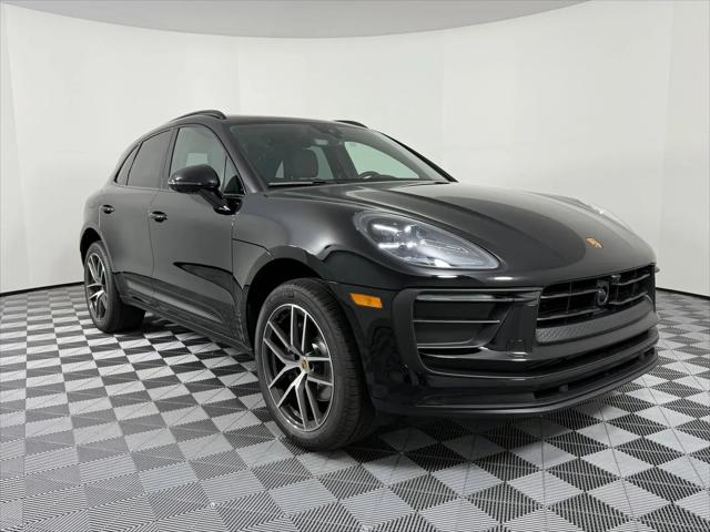 2026 Porsche Macan Macan