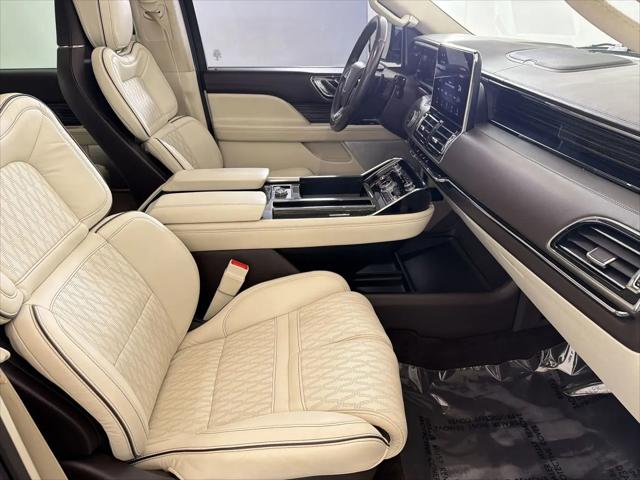 2021 Lincoln Navigator Black Label