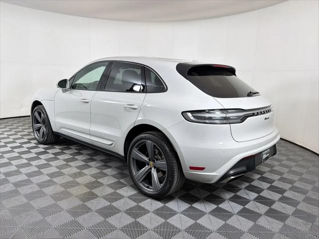 2025 Porsche Macan Macan