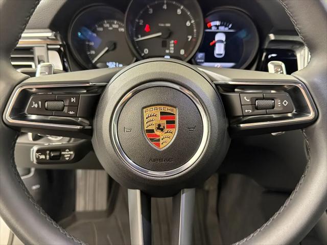 2025 Porsche Macan Macan
