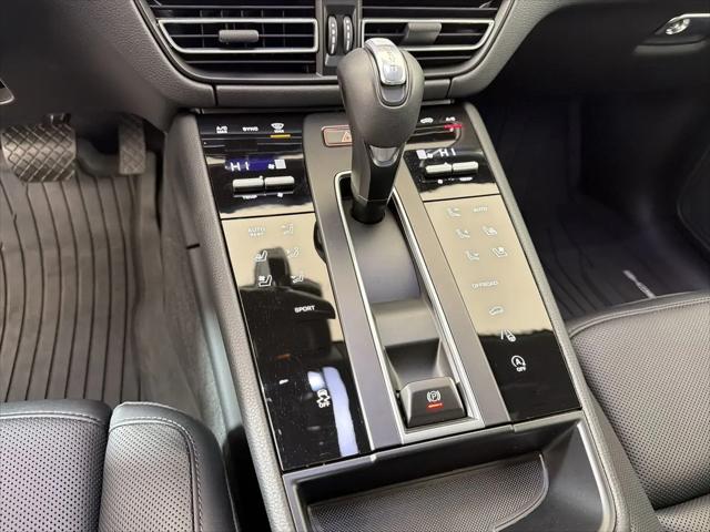 2025 Porsche Macan Macan