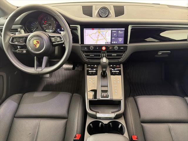 2025 Porsche Macan Macan
