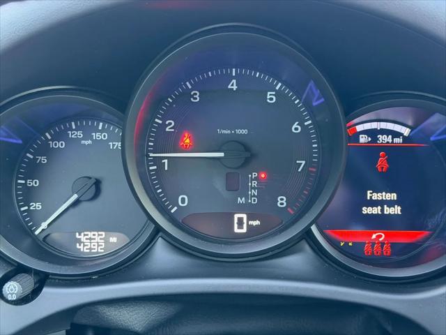 2026 Porsche Macan Macan