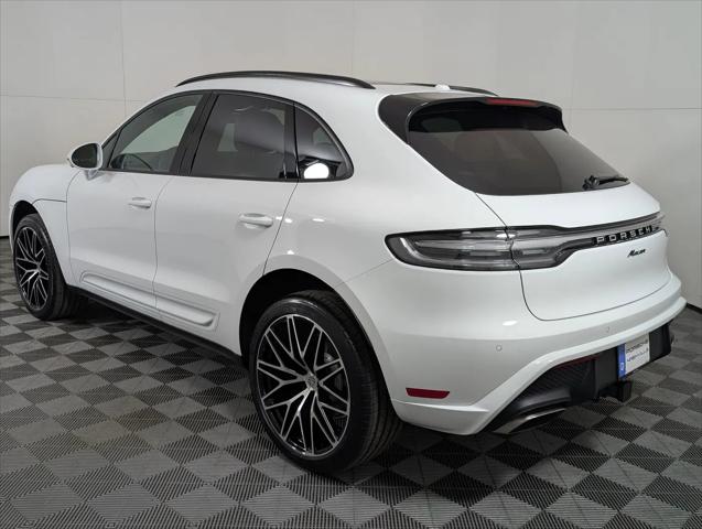 2026 Porsche Macan Macan