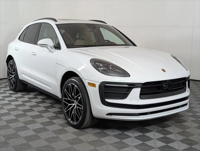 2026 Porsche Macan Macan