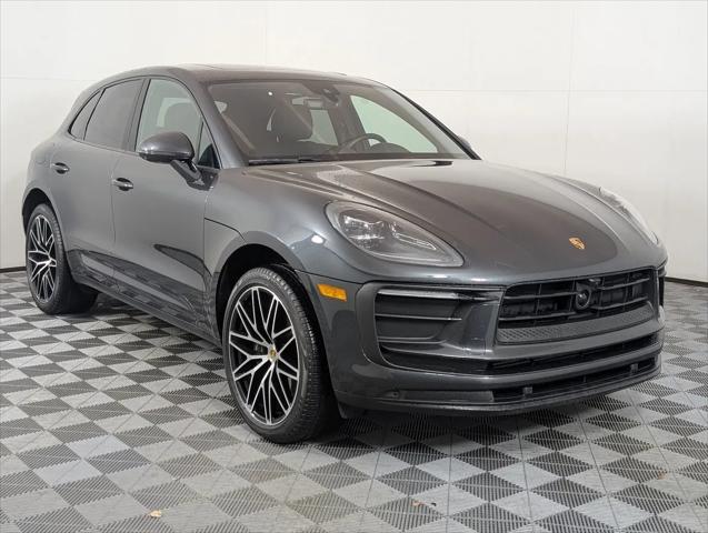 2025 Porsche Macan Macan