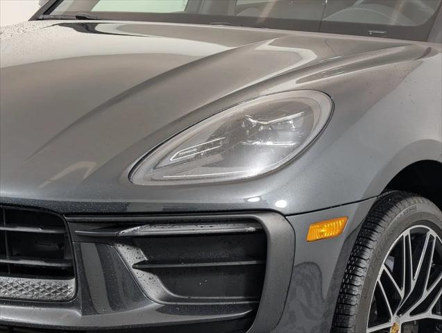2025 Porsche Macan Macan