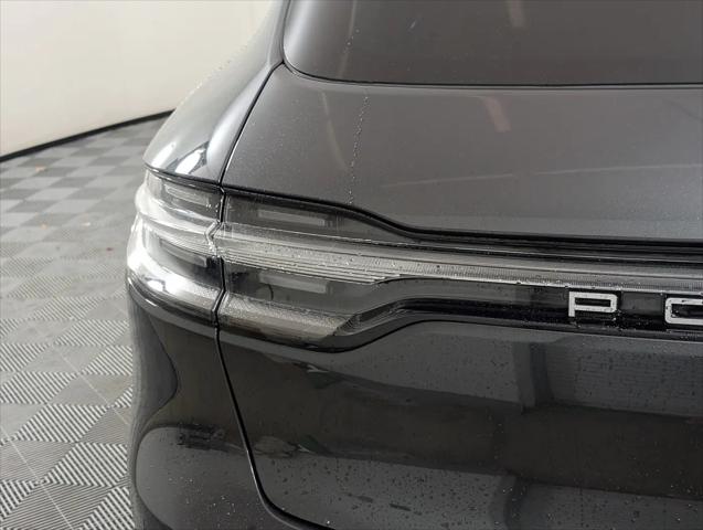 2025 Porsche Macan Macan