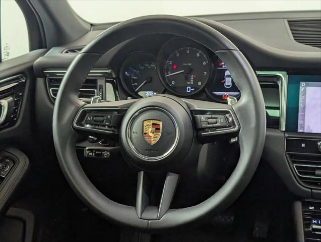 2025 Porsche Macan Macan
