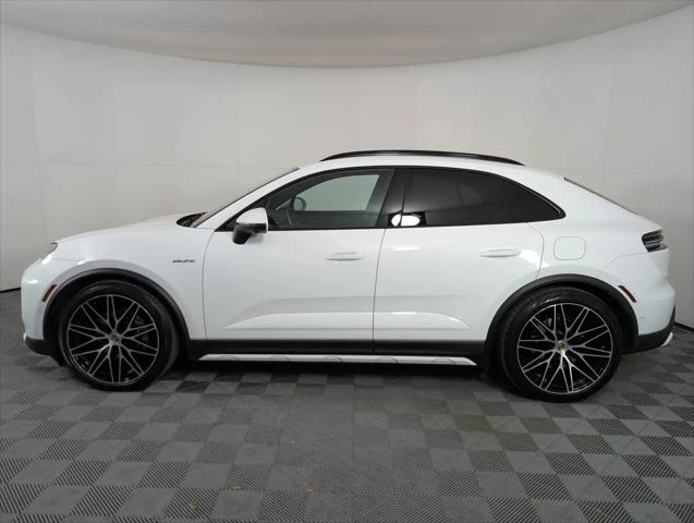 2025 Porsche Macan Electric 4