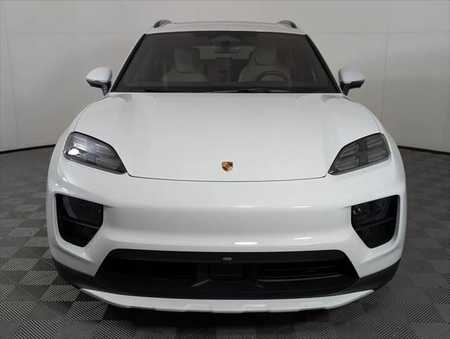 2025 Porsche Macan Electric 4