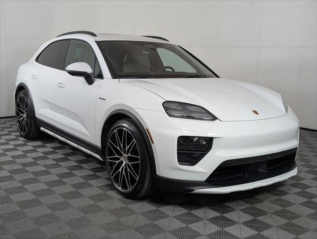 2025 Porsche Macan Electric 4