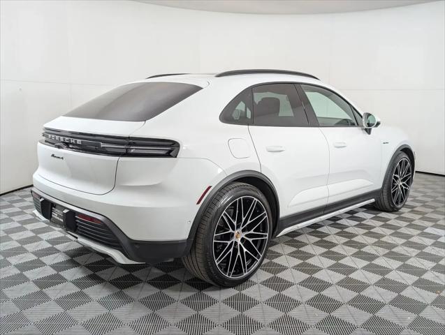 2025 Porsche Macan Electric 4